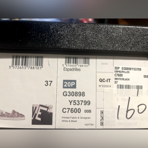 CHANEL Printed Canvas Grosgrain Espadrilles - Picture 8 of 11